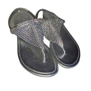 NWOT Girls Rhinestone Chainmail Flat Sandals Size 4 Silver Slingback Thong Shoes